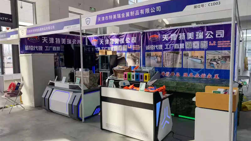 The intelligent monitoring console showcases the technological innovation capabilities.