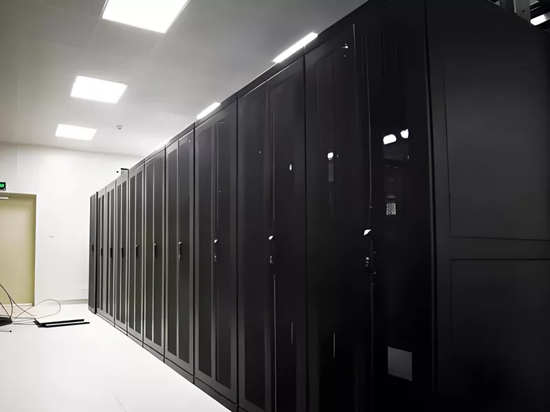 Data Center Cold Aisle Cabinet